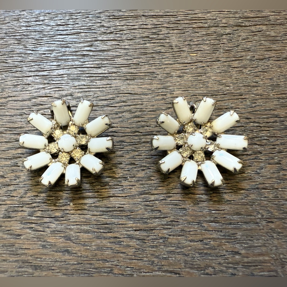 Vintage flower milk glass clip back earrings